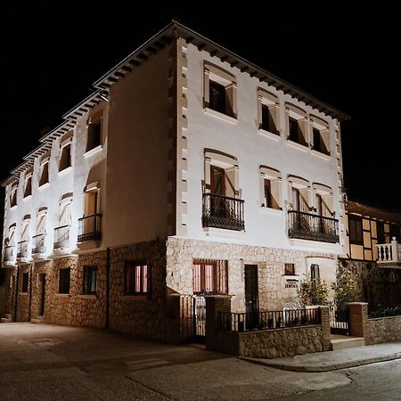 Apartamentos Boutique Heritage San Martín de Trevejo Kültér fotó